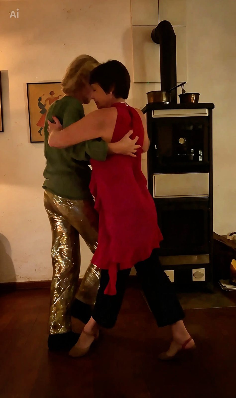 Claudia Wuttke tanzt Tango bei ihrer Geburtstagsfeier